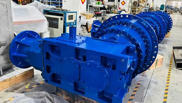 Industrial Gearboxes & Speed Reducers for Sludge Drying & Processing